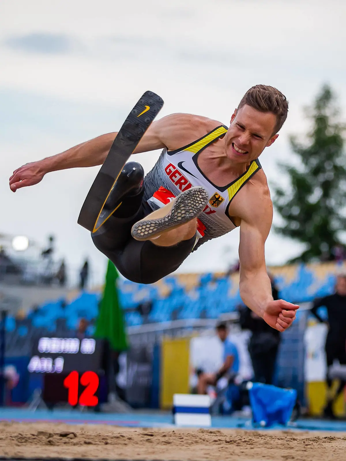 World Para Athletics European Championships, Bydgoszcz, 01.06.2021 Markus Rehm GER gewinnt Gold mit neuem Weltrekord 8,62m beim Weitsprung der Männer in der Klasse T64 bei den World Para Athletics European Championships am 01.06.2021 im Zdzislaw Krzyszkowiak Stadion in Bydgoszcz Poland. *** World Para Athletics European Championships, Bydgoszcz, 01 06 2021 Markus Rehm GER wins gold with new world record 8.62m in the mens long jump in class T64 at the World Para Athletics European Championships on 01 06 2021 at the Zdzislaw Krzyszkowiak Stadium in Bydgoszcz Poland Copyright: xBEAUTIFULxSPORTS/MarcusxHartmannx 