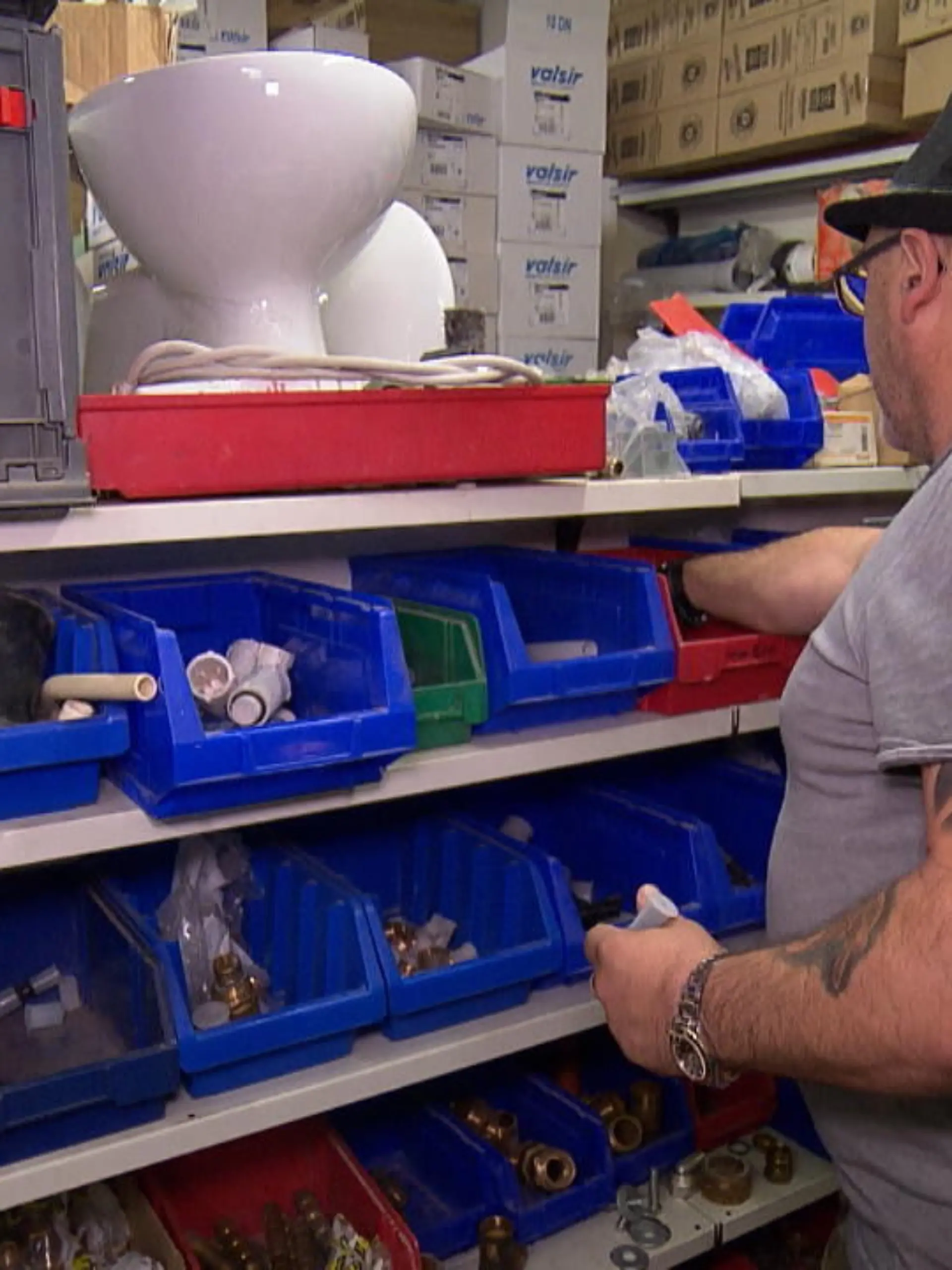 Bild zu: "Handwerk fehlen Materialien"