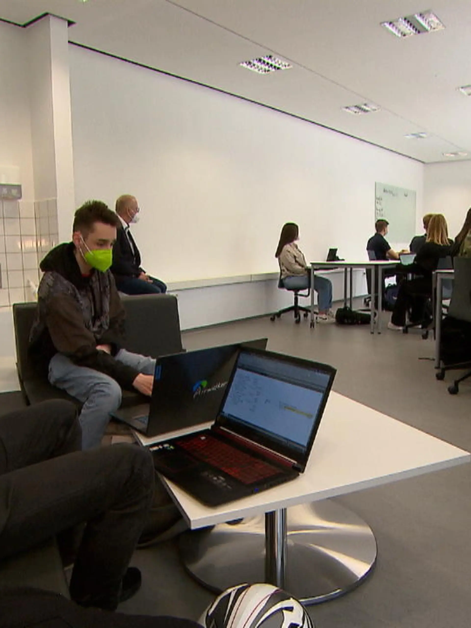 Bild zu: "Mit Geldern des "DigitalPakts Schule""