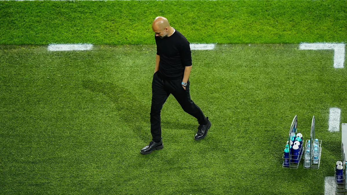 Mandatory Credit: Photo by Dave Shopland/BPI/Shutterstock 11978023fs Manchester City Manager Pep Guardiola looks dejected Manchester City v Chelsea, UEFA Champions League, Final, Football, Estadio do Dragao, Porto, Portugal - 29 May 2021 EDITORIAL USE ONLY No use with unauthorised audio, video, data, fixture lists, club/league logos or live services. Online in-match use limited to 120 images, no video emulation. No use in betting, games or single club/league/player publications. Manchester City v Chelsea, UEFA Champions League, Final, Football, Estadio do Dragao, Porto, Portugal - 29 May 2021 EDITORIAL USE ONLY No use with unauthorised audio, video, data, fixture lists, club/league logos or live services. Online in-match use limited to 120 images, no video emulation. No use in betting, games or single club/league/player publications. PUBLICATIONxINxGERxSUIxAUTXHUNxGRExMLTxCYPxROMxBULxUAExKSAxONLY Copyright: xDavexShopland/BPI/Shutterstockx 11978023fs 