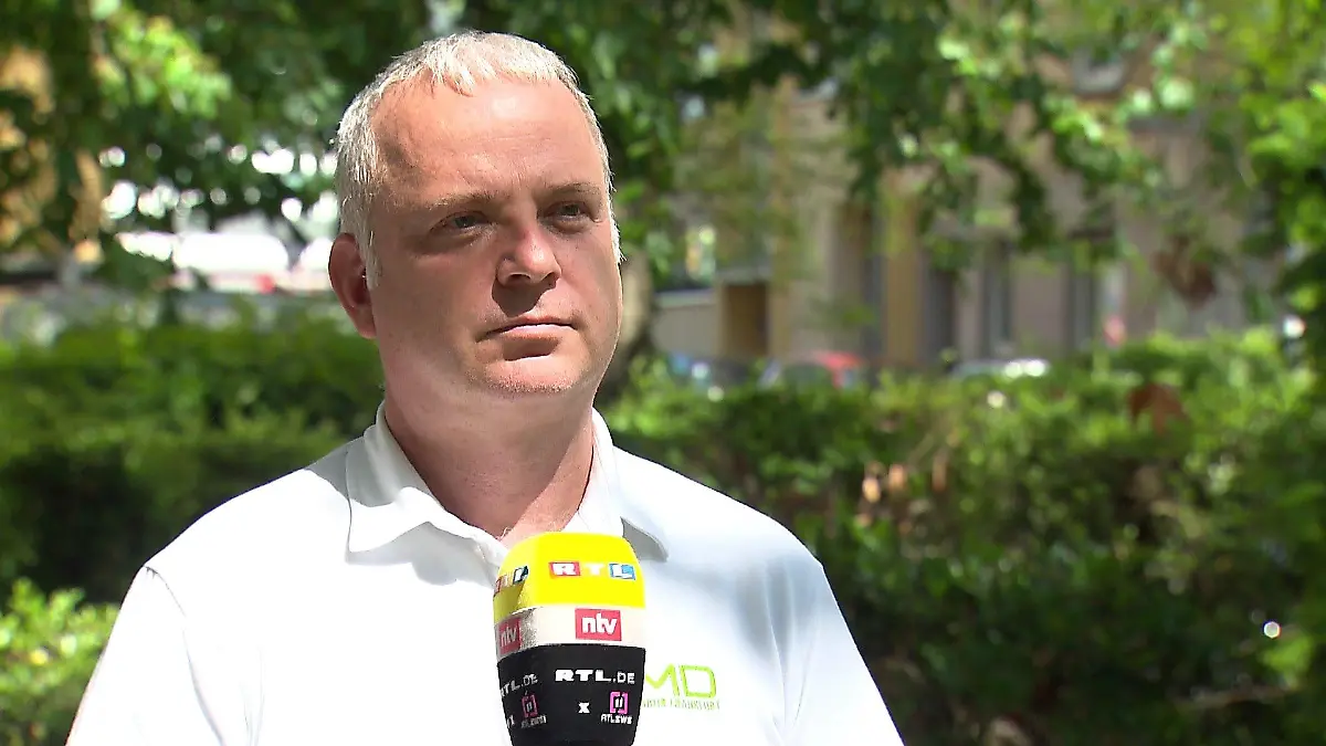Virologe Dr. Martin Stürmer ist überzeugt von sogenannten Lolli-Test.