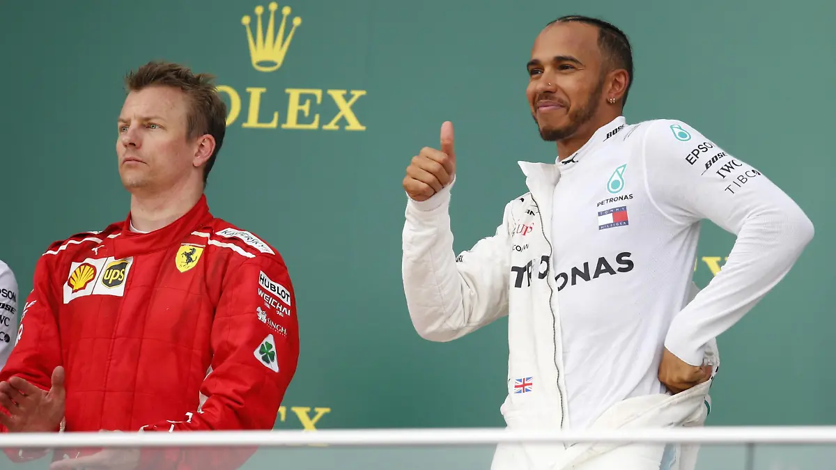 Motorsports: World Championship WM Weltmeisterschaft 2018; Grand Prix Azerbaijan, Grand Prix of Europe, Formula 1 2018 Azerbaijan Grand Prix, 7 Kimi Raikkonen (FIN, Scuderia Ferrari), 44 Lewis Hamilton (GBR, Mercedes AMG Petronas F1 Team), Baku Azerbaijan  