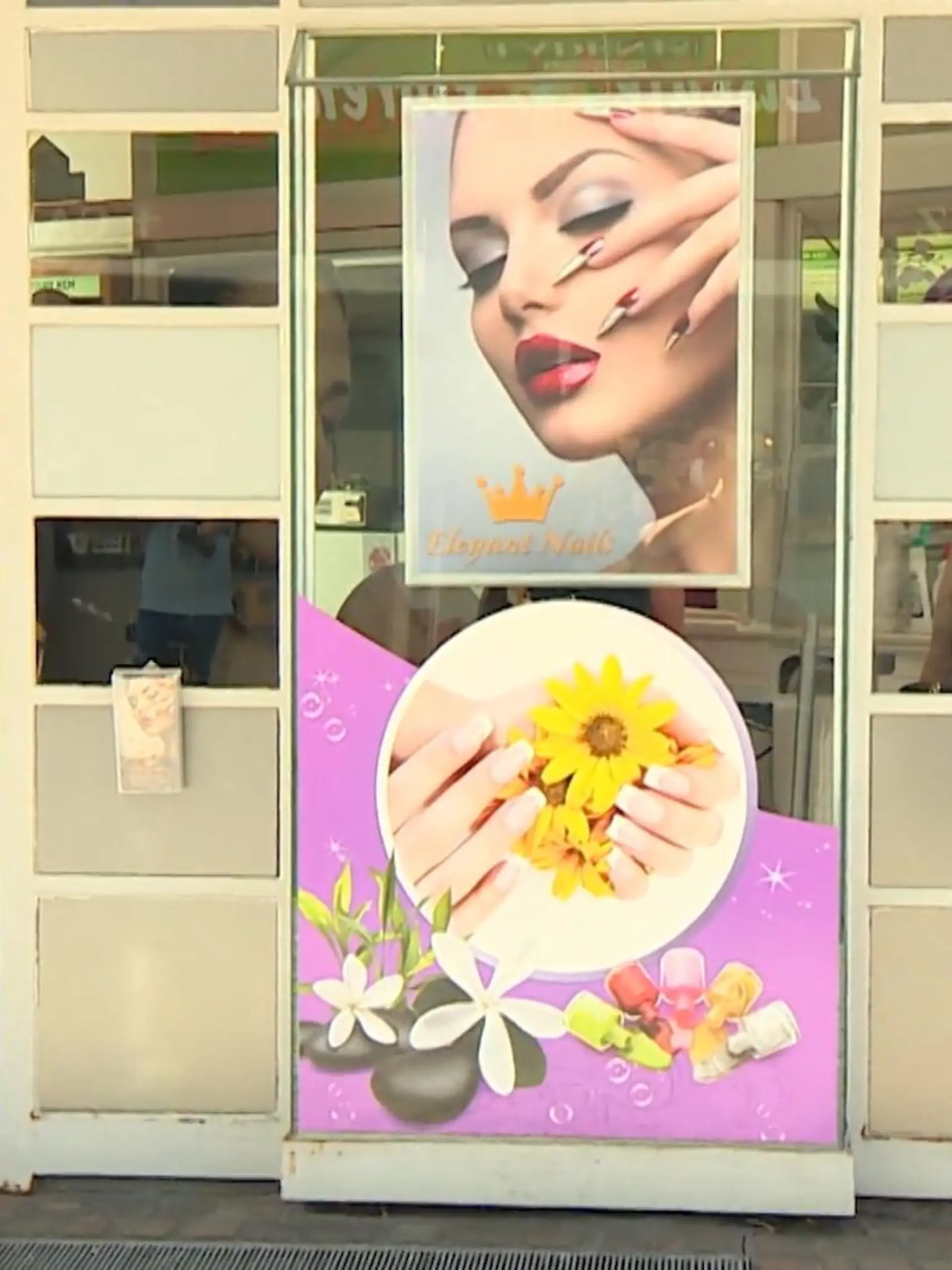 Bild zu: "Nagelstudios in Siegburg im Visier"
