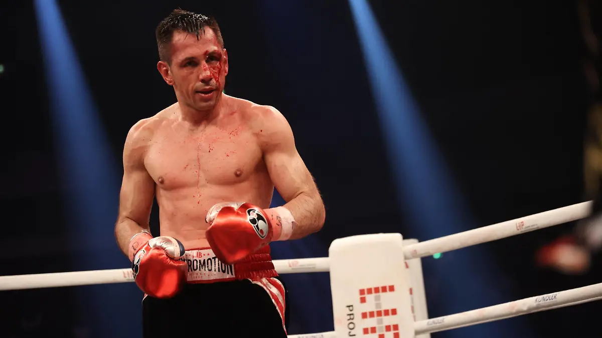  Boxen: LIB Boxpromotion, Dortmund, 26.03.2022 IBO-Weltmeisterschaft Eliminator: Felix Sturm GER - Istvan Szili SUI Dortmund Germany *** Boxing LIB Boxpromotion, Dortmund, 26 03 2022 IBO World Championship Eliminator Felix Sturm GER Istvan Szili SUI Dortmund Germany