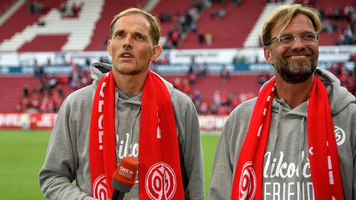 02.09.2017, xfux, Fussball, Abschiedsspiel Nikolce Noveski, Team Mainz 05 - Team Nikolce, emspor emonline, v.l. Trainer Thomas Tuchel (Team Nikolce), Trainer Juergen Klopp (Team Mainz 05) Mainz

02 09 2017 xfux Football Farewell Game Nikolce Noveski team Mainz 05 team Nikolce emspor emonline v l team manager Thomas Tuchel team Nikolce team manager Juergen Klopp team Mainz 05 Mainz  