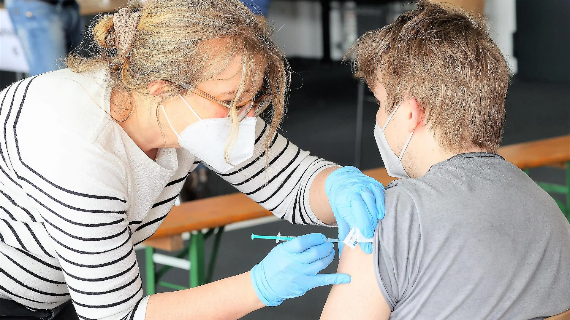 Kurtscheid Rheinland-Pfalz: Corona-Impfung in Kurtscheid, *** Kurtscheid Rhineland-Palatinate Corona vaccination in Kurtscheid, Copyright: xJoergxNiebergall/Eibner-Pressefox EP_JNL