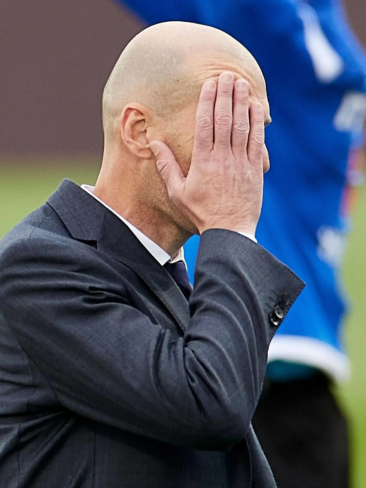 Mandatory Credit: Photo by Pressinphoto/Shutterstock 11925300av Real Madrid coach Zinedine Zidane Real Madrid v Villarreal CF, LaLiga Santander, date 38. Football, Alfredo Di Stefano Stadium, Madrid, Spain - 22 May 2021 EDITORIAL USE ONLY No use with unauthorised audio, video, data, fixture lists outside the EU, club/league logos or live services. Online in-match use limited to 45 images 15 in extra time. No use to emulate moving images. No use in betting, games or single club/league/player publications/services. Real Madrid v Villarreal CF, LaLiga Santander, date 38. Football, Alfredo Di Stefano Stadium, Madrid, Spain - 22 May 2021 EDITORIAL USE ONLY No use with unauthorised audio, video, data, fixture lists outside the EU, club/league logos or live services. Online in-match use limited to 45 images 15 in extra time. No use to emulate moving images. No use in betting, games or PUBLICATIONxINxGERxSUIxAUTXHUNxGRExMLTxCYPxROMxBULxUAExKSAxONLY Copyright: xPressinphoto/Shutterstockx 11925300av 