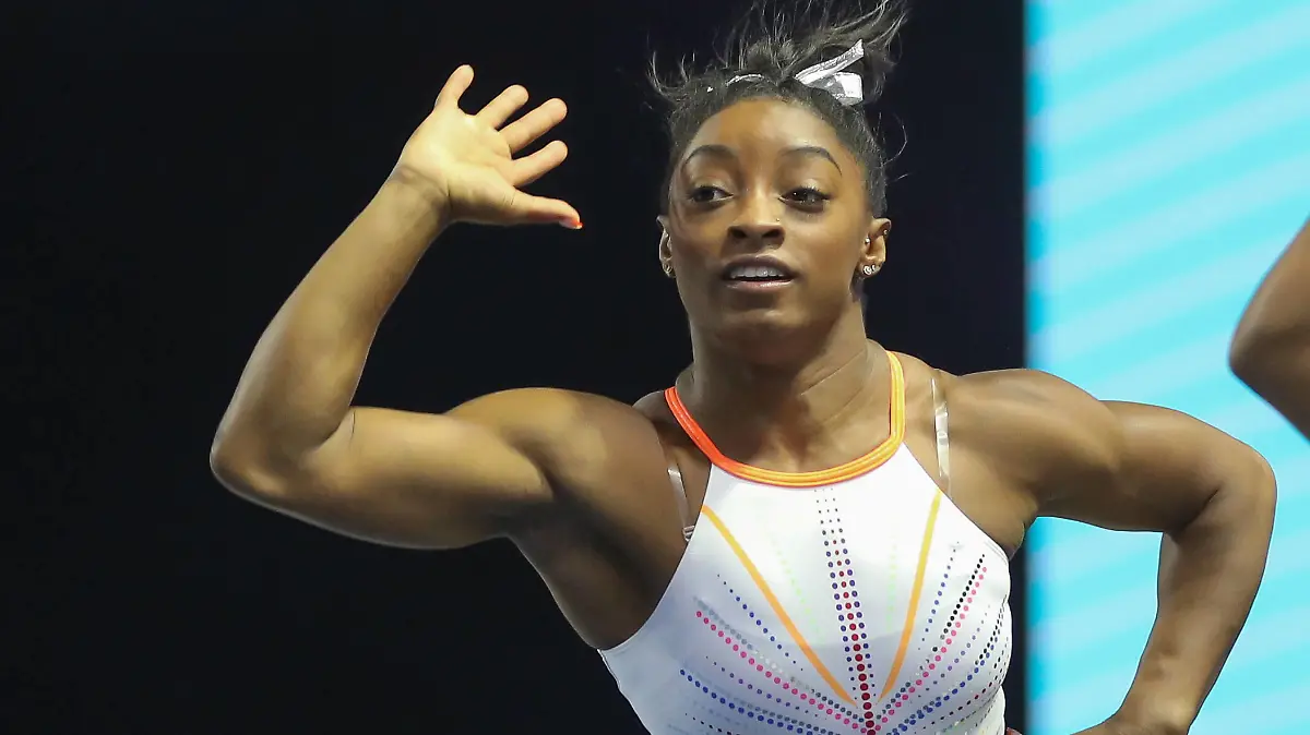 May 22, 2021: Simone Biles warms up prior to the 2021 GK U.S. Classic at the Indiana Convention Center in Indianapolis, IN. /CSM Indianapolis United States of America - ZUMAc04_ 20210522_zaf_c04_096 Copyright: xKylexOkitax