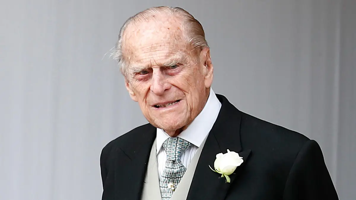 ARCHIV - 12.10.2018, Großbritannien, Windsor: Der britische Prinz Philip steht in der St. George's Chapel im Schloss Windsor. (zu dpa "Prinz-Philip-Trauerfeier in vielen Sendern - Guido und Gloria dabei") Foto: Alastair Grant/AP Pool/AP/dpa +++ dpa-Bildfunk +++