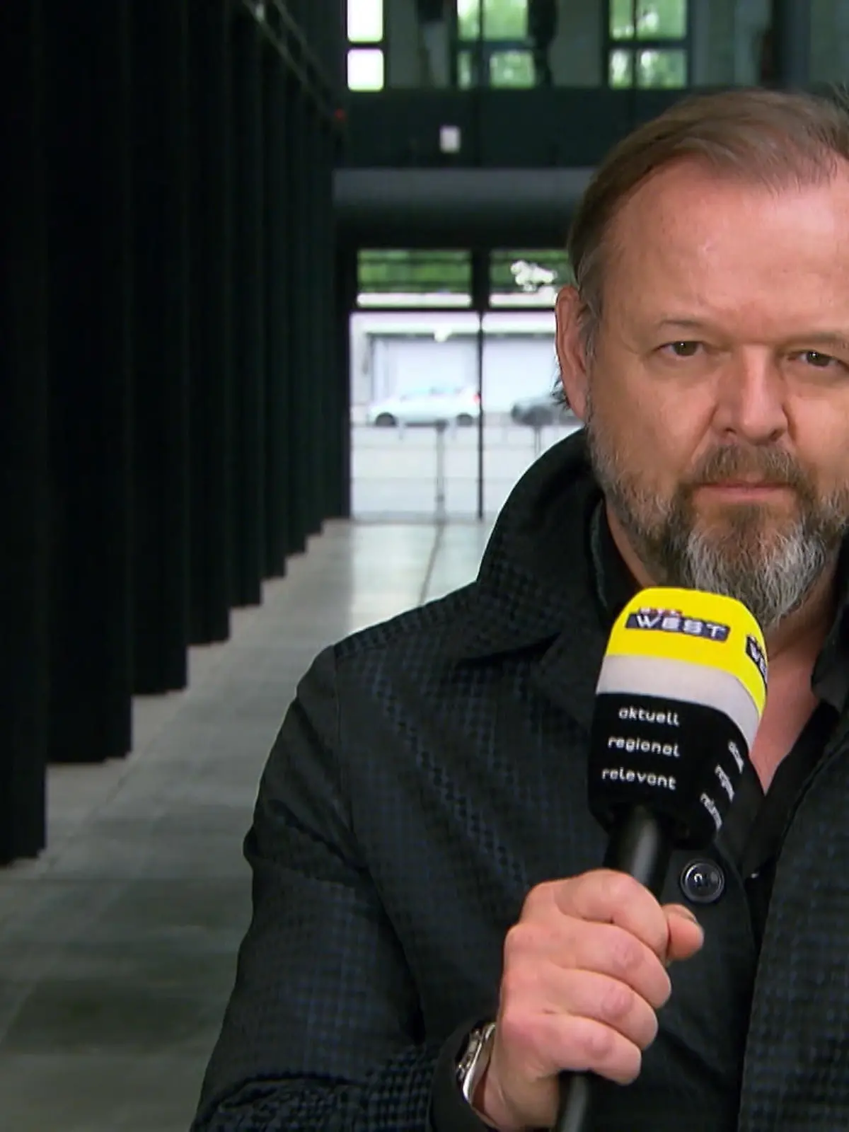 Bild zu: "Jörg Zajonc zu Öffnungen "