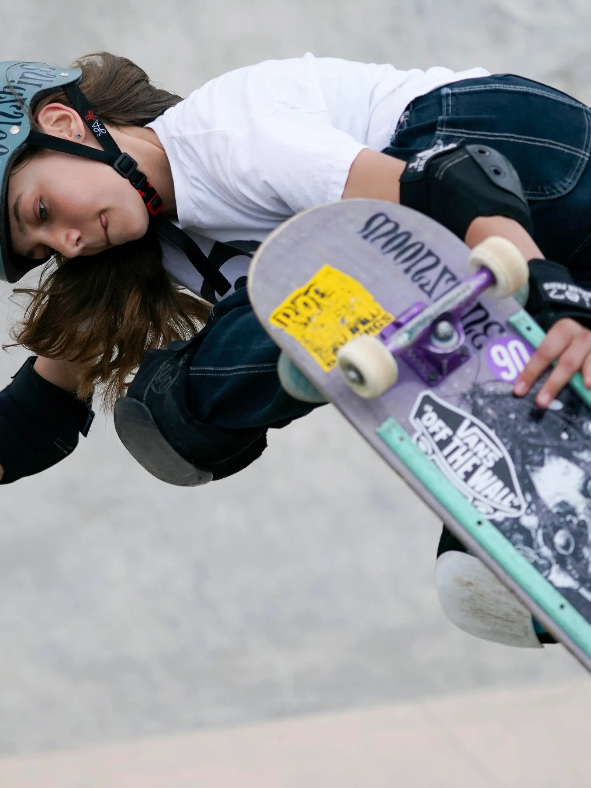 20.05.2021, USA, Des Moines: Skateboard: Olympia-Qualifikation, Frauen. Lilly Stoephasius aus Deutschland in Aktion. Foto: Charlie Neibergall/AP/dpa +++ dpa-Bildfunk +++
