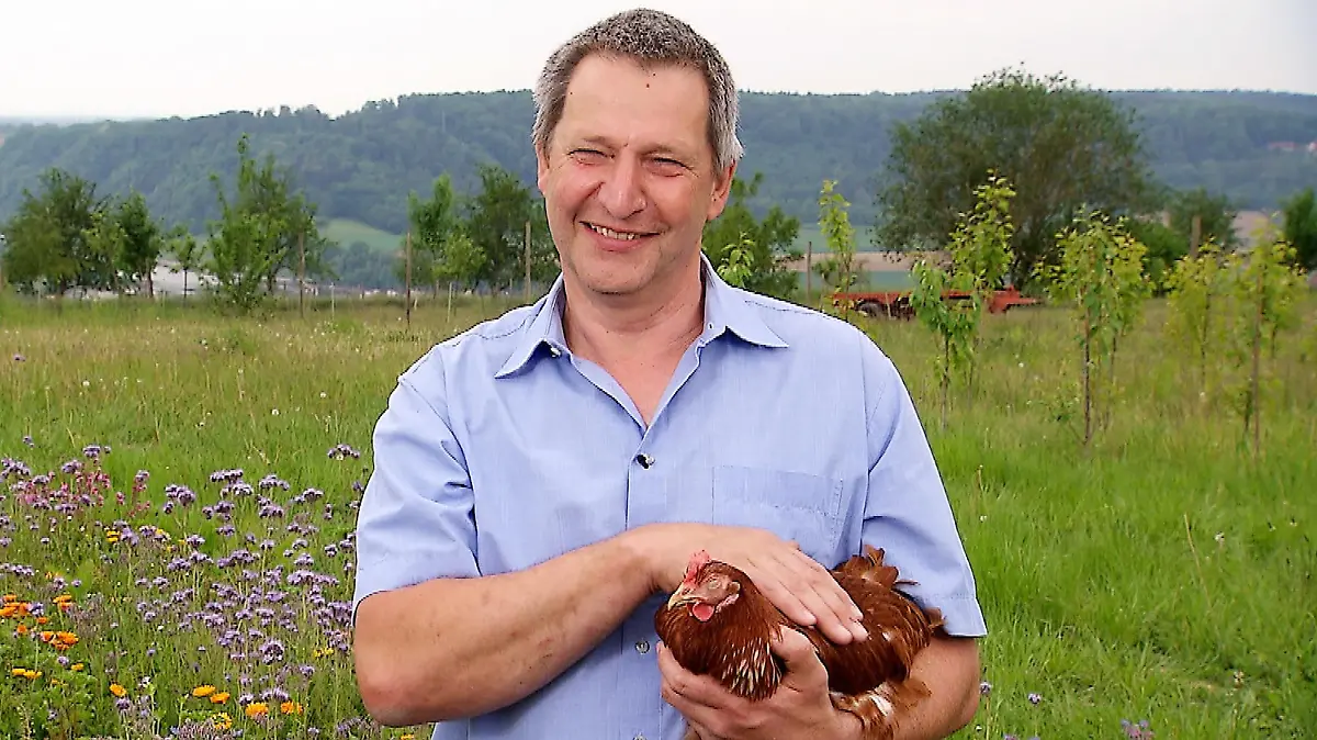 Acker- und Geflügelbauer Rüdiger (53) aus Baden-Württemberg
+++ Die Verwendung des sendungsbezogenen Materials ist nur mit dem Hinweis und Verlinkung auf TVNOW gestattet. +++