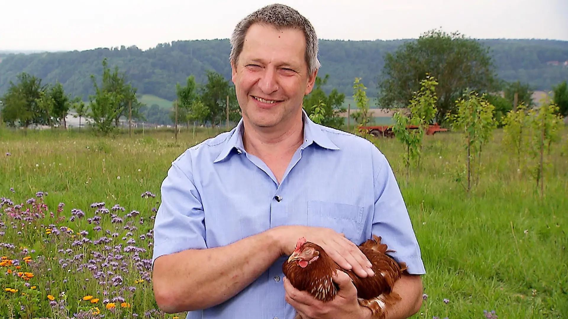 Acker- und Geflügelbauer Rüdiger (53) aus Baden-Württemberg
+++ Die Verwendung des sendungsbezogenen Materials ist nur mit dem Hinweis und Verlinkung auf TVNOW gestattet. +++
