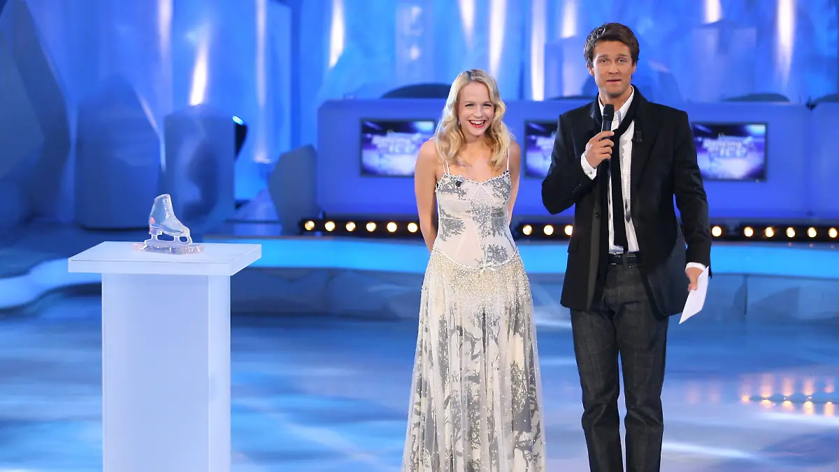 "DANCING ON ICE", RTL, 8.Show und Finale vom 02.12.2006, Wayne Carpendale und Mirjam Weichselbraun