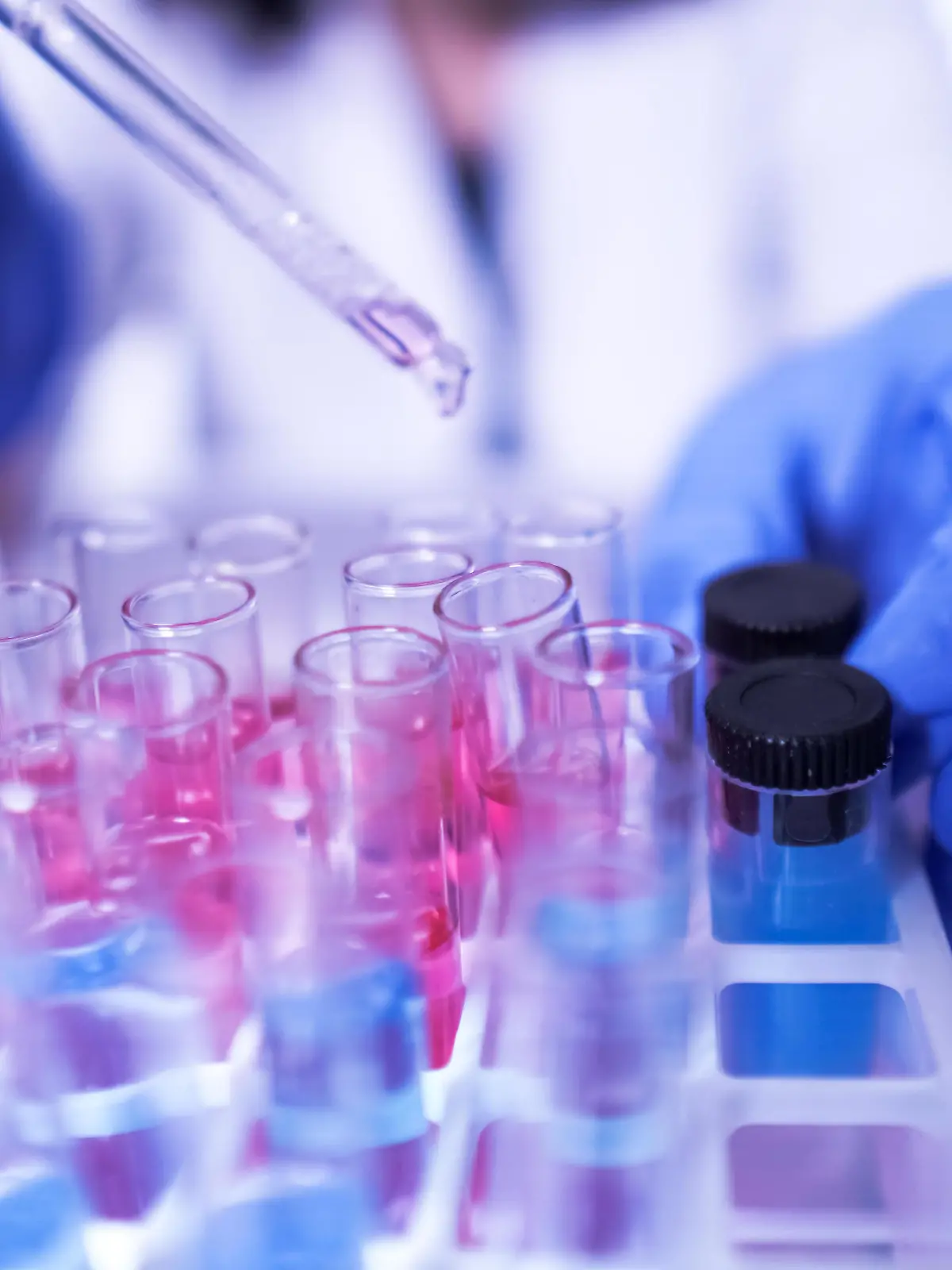 Coronatests im Labor.