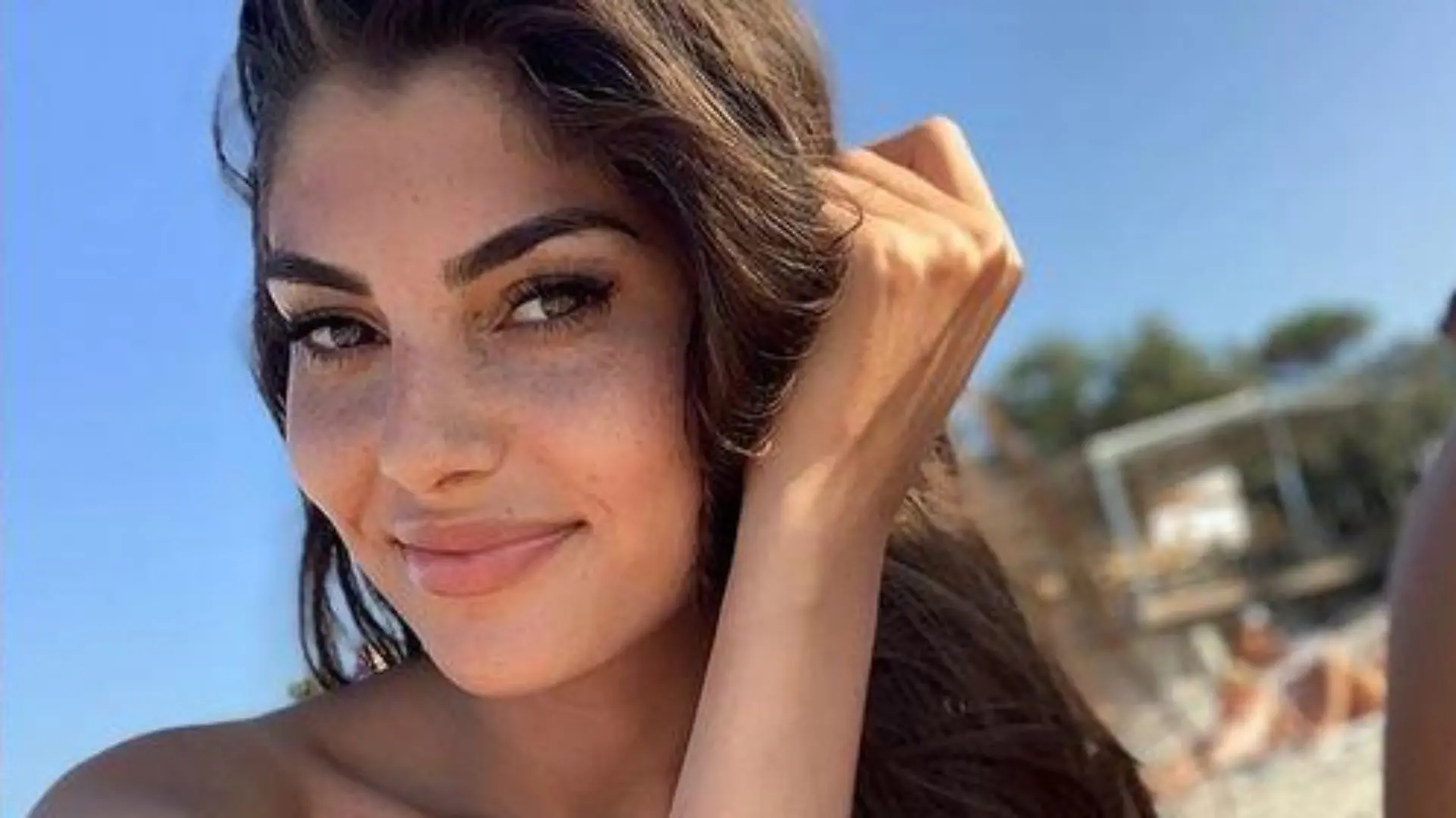 Endlich verrät Yeliz Koc auf Instagram, welches Geschlecht ihr Baby trägt (Bildquelle: Instagram.com/_yelizkoc_