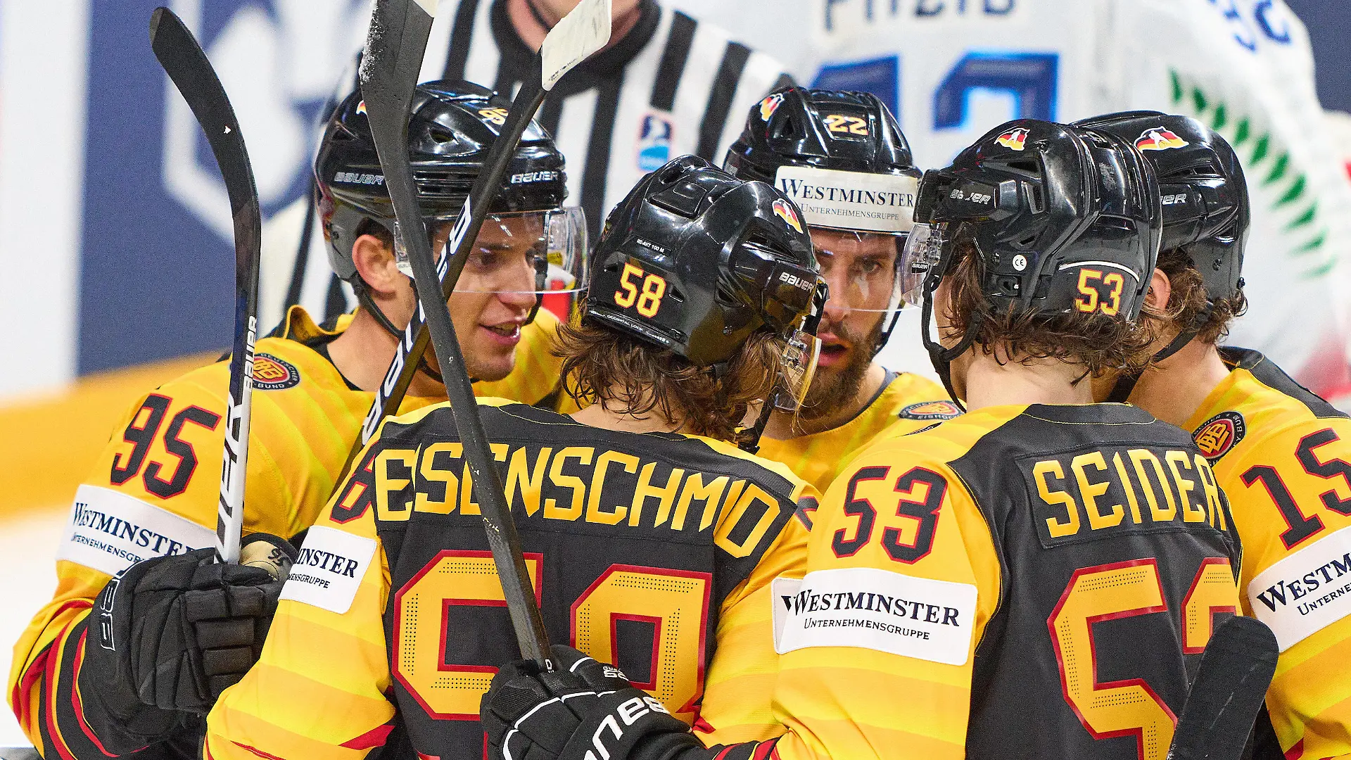  Frederik TIFFELS, DEB 95 scores, shoots goal , Tor, Treffer, 3-2, jubel GERMANY - ITALY IIHF Ice hockey, Eishockey WORLD CHAMPIONSHIPS in Riga, Latvia, Lettland, May 21, 2021, Season 2020/2021