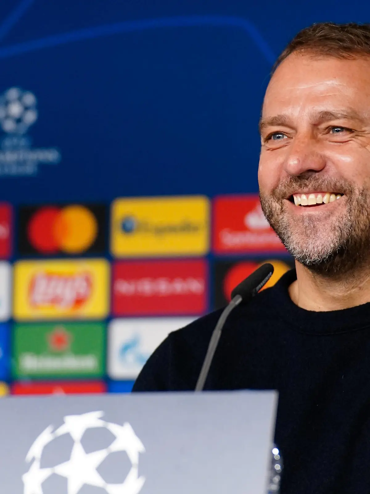 Sport Themen der Woche KW14 Sport Bilder des Tages Pressekonferenz FC Bayern München - Trainer Hansi Flick - Poolfoto *** Press conference FC Bayern Munich coach Hansi Flick Pool photo
