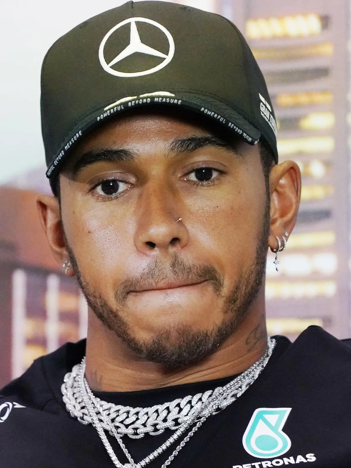 ARCHIV - 12.03.2020, Australien, Melbourne: Formel 1: Pressekonferenz zum Großen Preis von Australien: Lewis Hamilton aus Großbritannien von Team Mercedes reagiert während einer Pressekonferenz. (zu dpa: "Lewis Hamilton: Statuen von Rassisten abreißen") Foto: Michael Dodge/AAP/dpa +++ dpa-Bildfunk +++