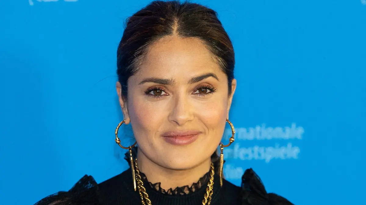 Berlin GER, Berlin, 26.02.2020, 70. Berlinale, Berlin - The roads not taken Salma Hayek - Schauspielerin, 26.02.2020, Photocall - The roads not taken, Berlin, *** Berlin GER, Berlin, 26 02 2020, 70 Berlinale, Berlin The roads not taken Salma Hayek Actress, 26 02 2020, Photocall The roads not taken, Berlin, Copyright: xUwexKoch/Eibner-Pressefotox EPUKH