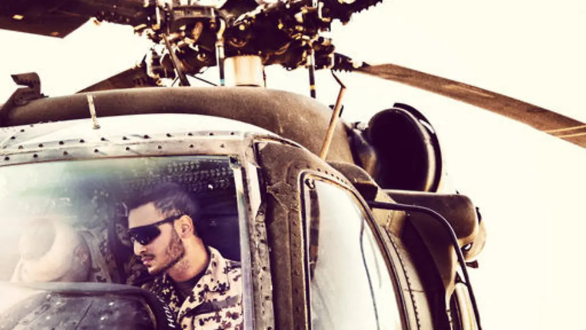 Vipstagram-Talk: GZSZ-Star Timur Ülker über seine traumatische Vergangenheit als Bundeswehr-Soldat.