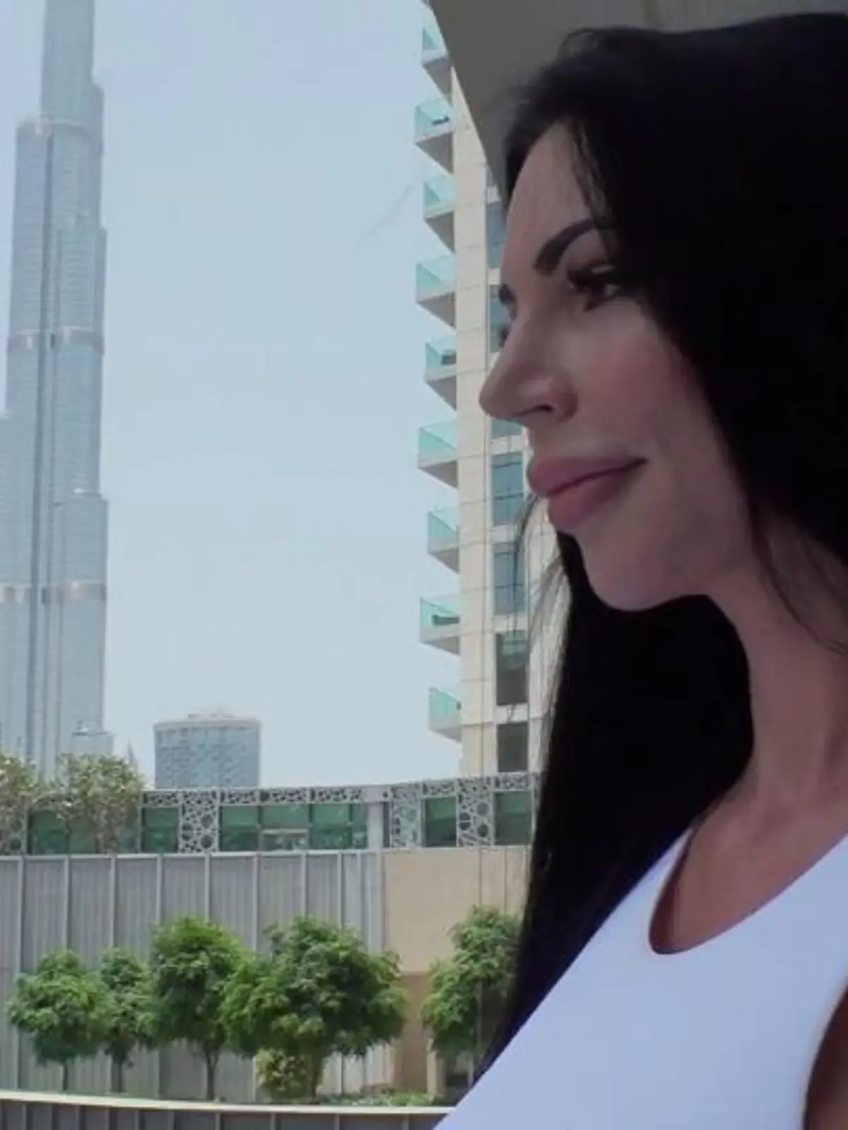 Die Frankfurter Influencerin Yvonne Bar ist nach Dubai ausgewandert, zwar vermisst sie einige kulinarische Spezialitäten aus der Heimat, aber beruflich hat sich der Schritt gelohnt. In fünf Monaten hat sie ihre Followerzahl von 1,3 Millionen auf 2,1 Millionen hochgeschraubt. Sie ist jetzt auf Instagram erfolgreicher als Daniela Katzenberger.