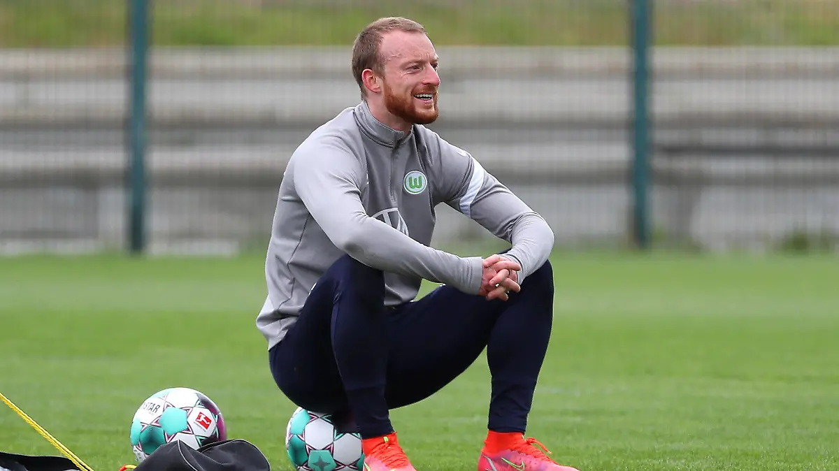 VfL Training Wolfsburg, 18.05.2021, FUßBALL - VfL Wolfsburg, Training, 1. Bundesliga, Saison 2020/21. Maximilian Arnold VfL Wolfsburg Wolfsburg *** VfL Training Wolfsburg, 18 05 2021, FOOTBALL VfL Wolfsburg, Training, 1 Bundesliga, Season 2020 21 Maximilian Arnold VfL Wolfsburg Wolfsburg 