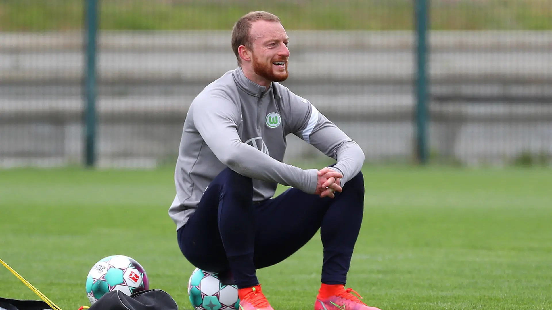 VfL Training Wolfsburg, 18.05.2021, FUßBALL - VfL Wolfsburg, Training, 1. Bundesliga, Saison 2020/21. Maximilian Arnold VfL Wolfsburg Wolfsburg *** VfL Training Wolfsburg, 18 05 2021, FOOTBALL VfL Wolfsburg, Training, 1 Bundesliga, Season 2020 21 Maximilian Arnold VfL Wolfsburg Wolfsburg