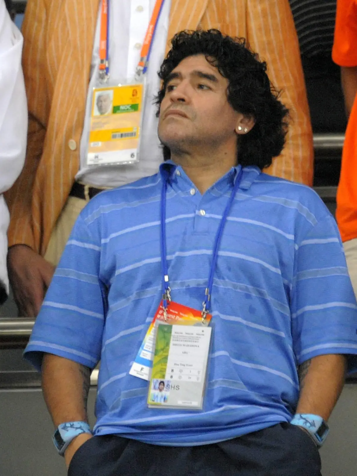 Bildnummer: 03874508  Datum: 16.08.2008  Copyright: imago/Ulmer/Teamfoto
Diego Armando Maradona (Argentinien) auf der Tribüne - PUBLICATIONxNOTxINxSUIxAUTxNEDxITA; Olympiateam, Vdig, hoch, Aufmacher, Zuschauer, Publikum, Olympische Spiele Peking 2008, Sommerspiele, Länderspiel, Nationalmannschaft, Shanghai Fußball OS Sommer Herren Mannschaft Einzelbild Randmotiv Werbemotiv Personen

Image number 03874508 date 16 08 2008 Copyright imago Ulmer Team photo Diego Armando Maradona Argentina on the Grandstand PUBLICATIONxNOTxINxSUIxAUTxNEDxITA Olympic team Vdig vertical Highlight Spectators crowd Olympic Games Beijing 2008 Summer Games international match national team Shanghai Football OS Summer men Team Single Rand motive Highlight Human Beings 