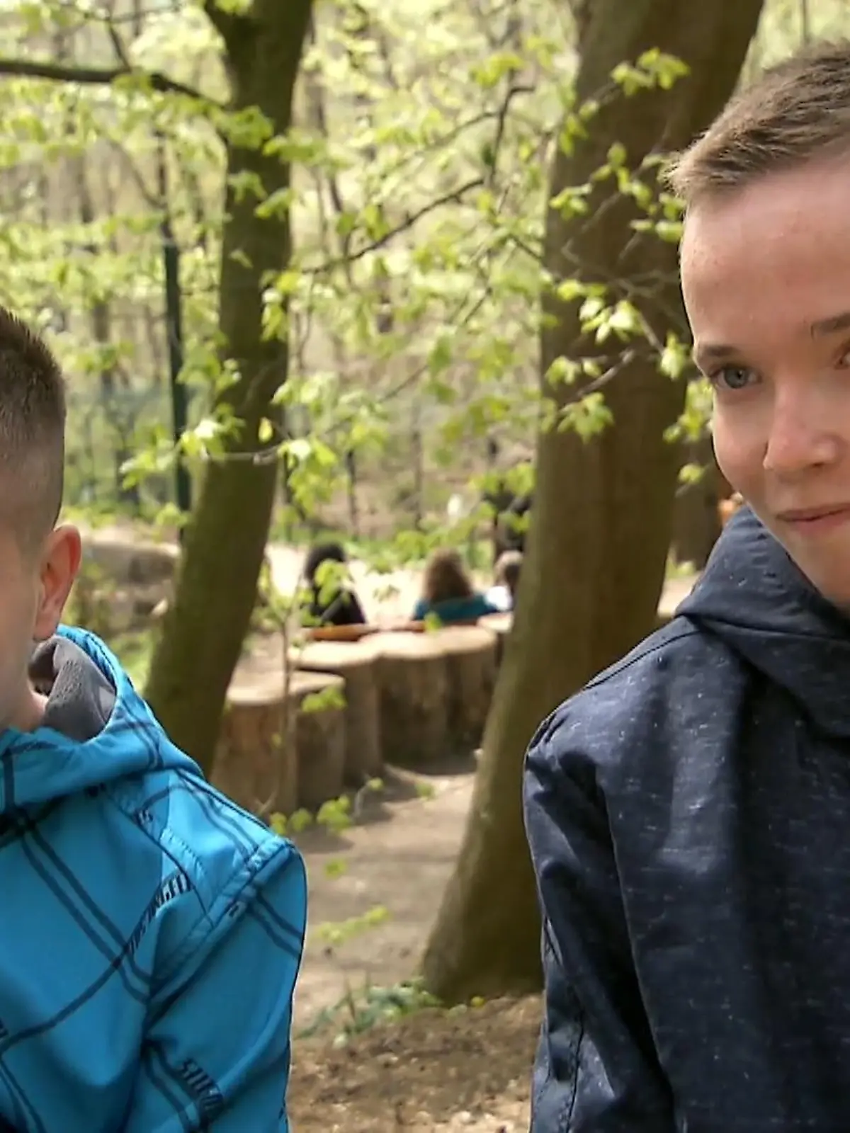 Heute können Kilian und Jamie wieder unbeschwert Fahrrad fahren und Fußball spielen. Zu verdanken haben sie das einer Sensation. Innerhalb von 3 Tagen wurde beiden Kindern im Leipziger Herzzentrum ein neues Herz eingesetzt.