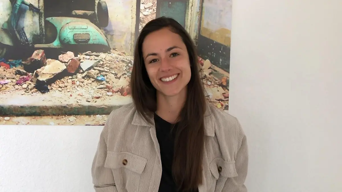 Ihre Liebesreise geht bald los! Irina hat eine Nachricht