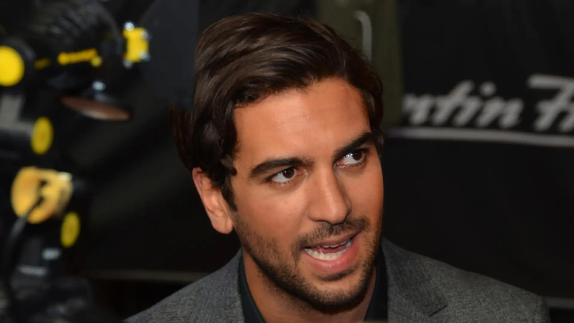Elyas M'Barek kontert Angriff von Rapper Massiv