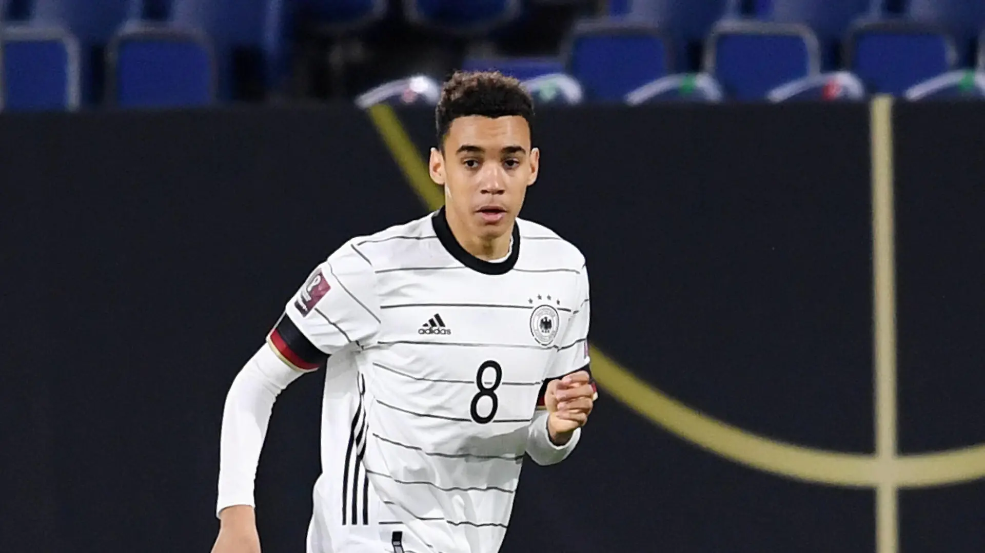  FUSSBALL INTERNATIONAL QUALIFIKATION WM 2022 Katar in Duisburg Gruppe J Deutschland - Nordmazedonien 31.03.2031 Jamal Musiala Deutschland am Ball *** FOOTBALL INTERNATIONAL QUALIFICATION World Cup 2022 Qatar in Duisburg Group J Germany North Macedonia 31 03 2031 Jamal Musiala Germany on the ball