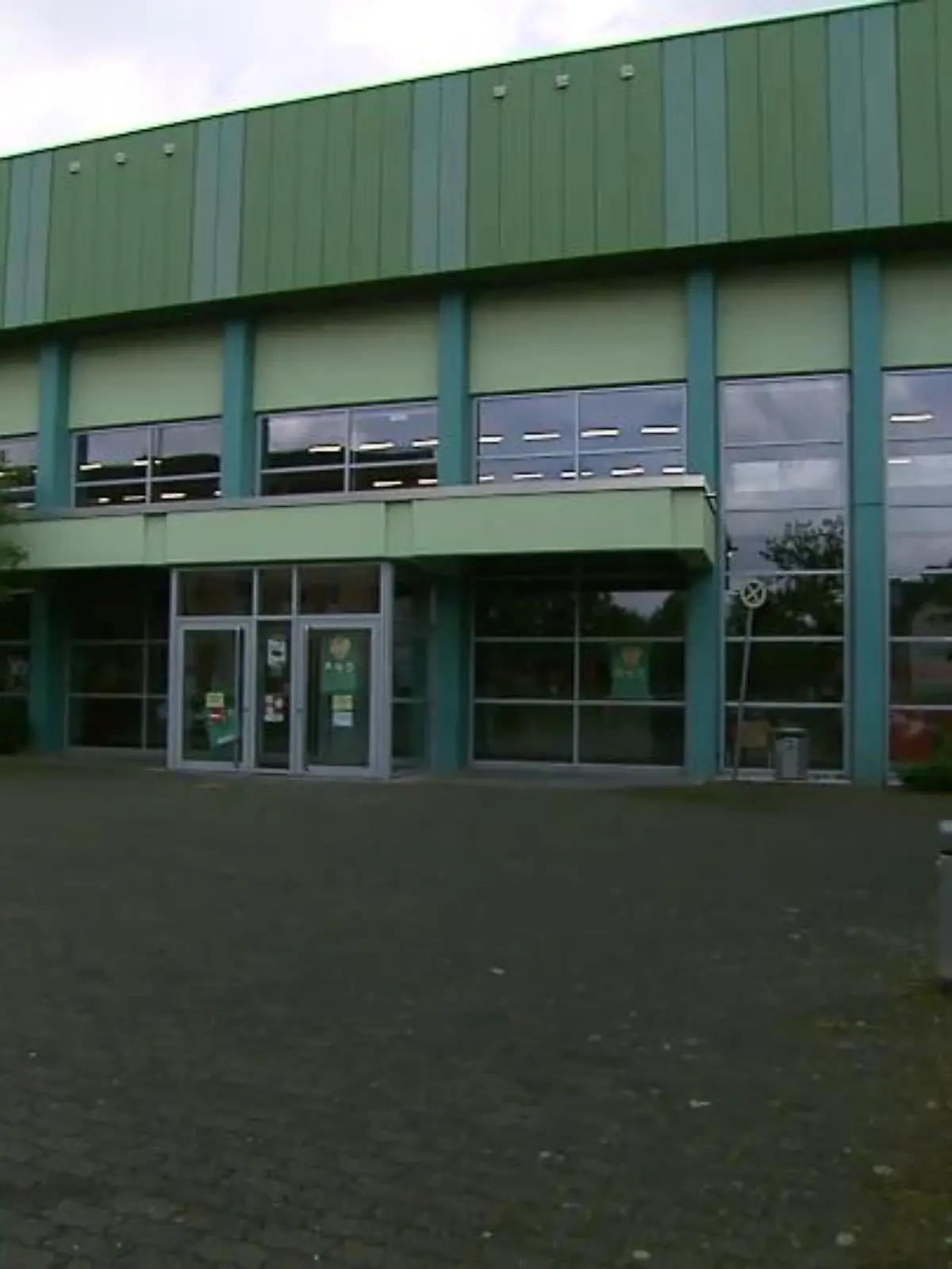 Bild zu: "Schule will Schüler impfen"