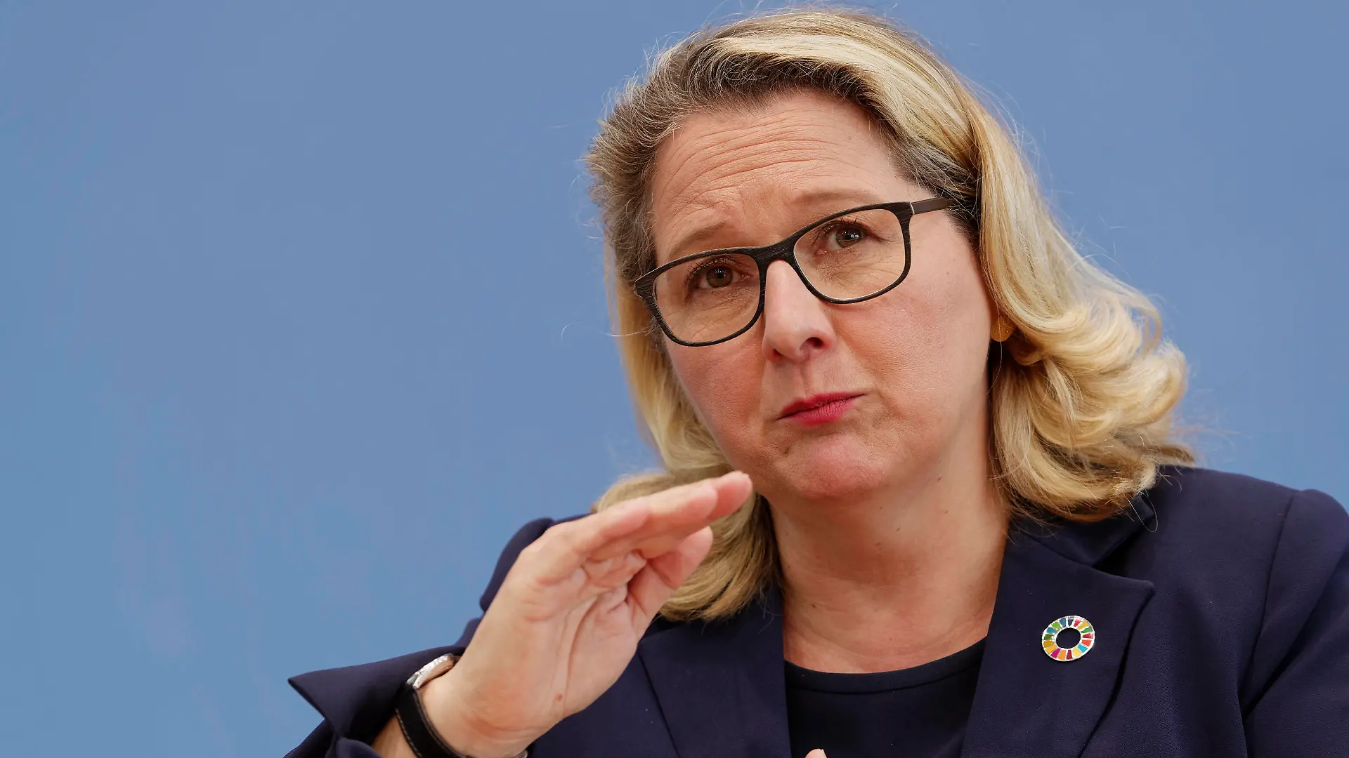  Svenja Schulze 2021-05-12, Deutschland, Berlin - Bundespressekonferenz: Svenja Schulze SPD, Bundesministerin für Umwelt, Naturschutz und nukleare Sicherheit, stellt die nach dem Spruch des Bundesverfassungsgerichts präzisierten Klimaziele der GroKo vor. *** Svenja Schulze 2021 05 12, Germany, Berlin Federal Press Conference Svenja Schulze SPD , Federal Minister for the Environment, Nature Conservation and Nuclear Safety, presents the GroKos more precise climate targets following the ruling by the Federal Constitutional Court