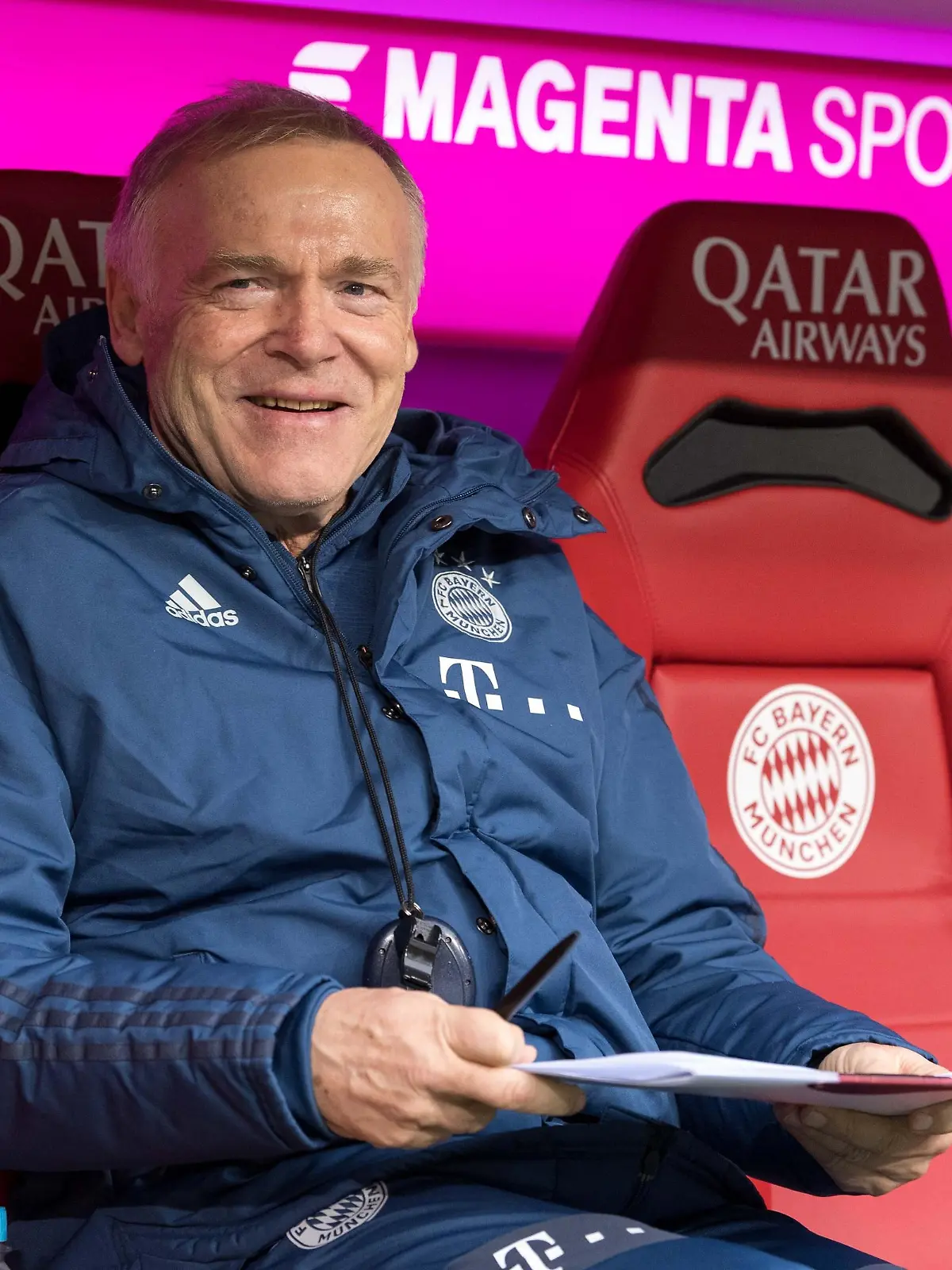  Fußball, Bundesliga, FC Bayern München - VfL Wolfsburg Im Bild Co-Trainer des FC Bayern München Hermann GERLAND. München Allianz Arena Bayern Deutschland *** Football, Bundesliga, FC Bayern Munich VfL Wolfsburg In picture Co-Trainer of FC Bayern Munich Hermann GERLAND Munich Allianz Arena Bayern Germany Copyright: Passion2Press/MarkusxFischerx