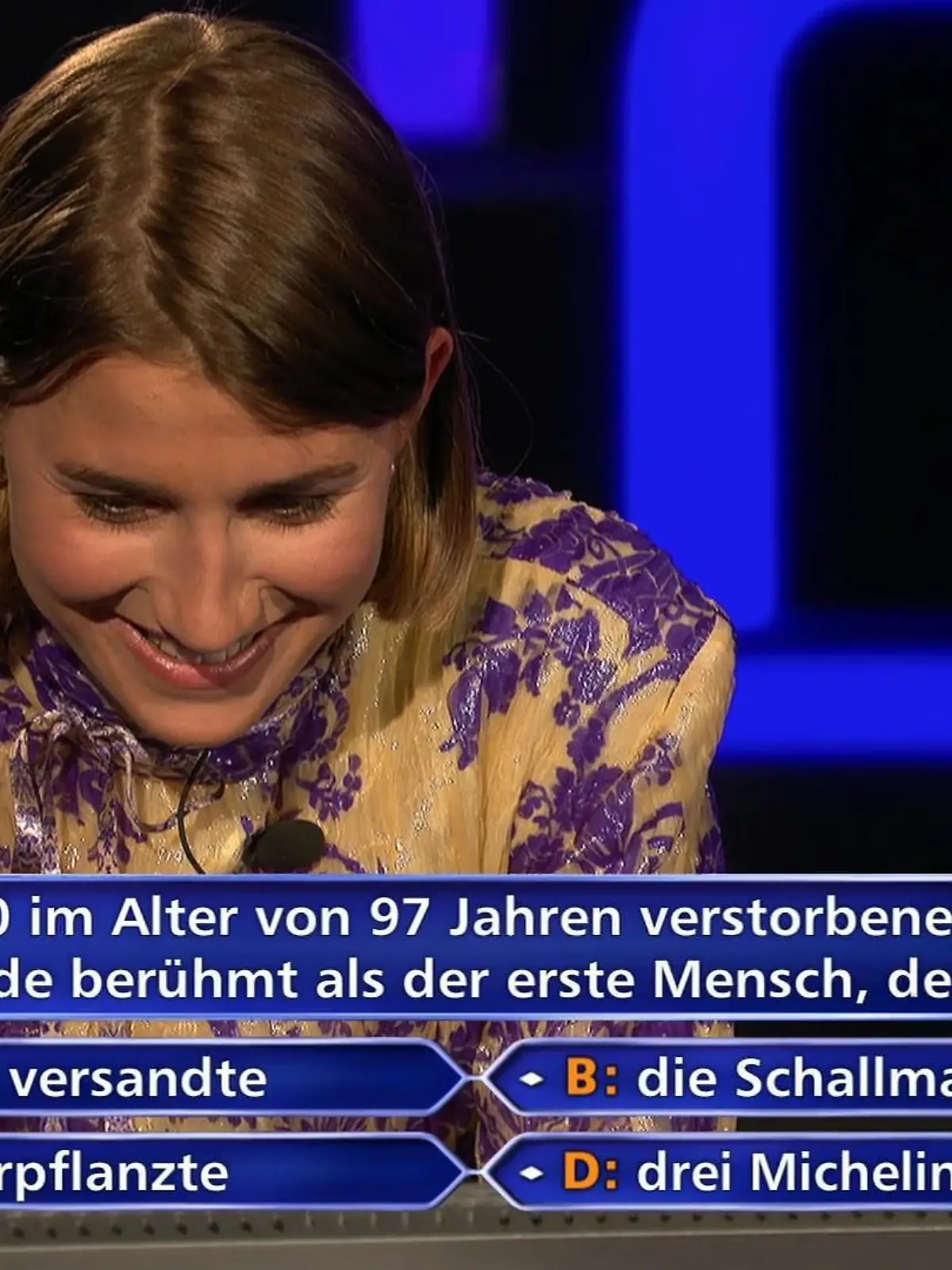 "Wer wird Millionär?"-Kandidatin Nora Eckartsberg vertraut ihrem Papa und gewinnt 64.000 Euro