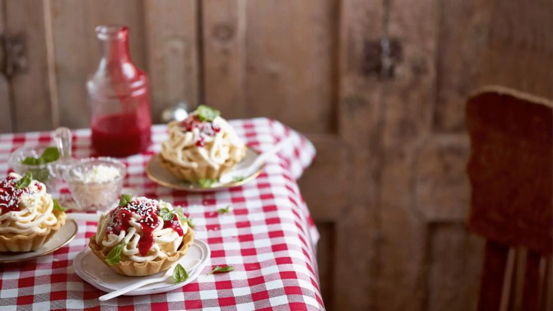 „Bestes Eis selbst gemacht“ von Andreas Neubauer und Oliver Brachat