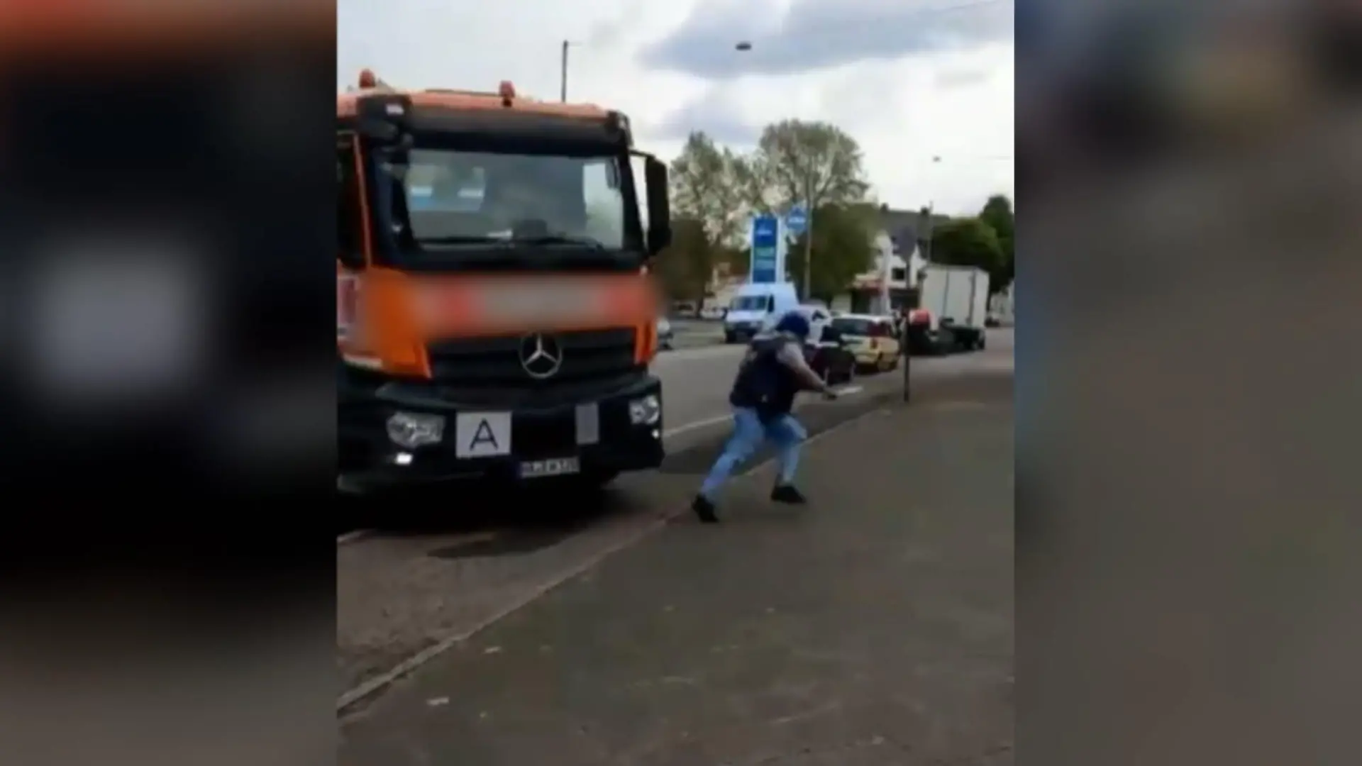 Lkw-Fahrer will anderen Mann überfahren Streit in Mannheim