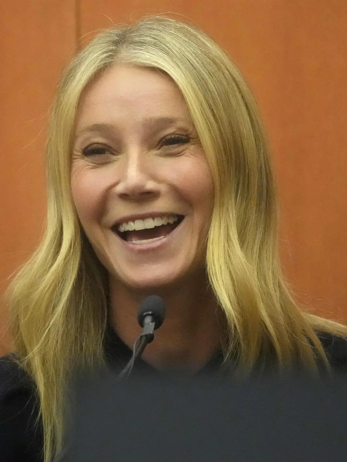 Park City, UT - Gwyneth Paltrow enters the courtroom for her trial, Friday, March 24, 2023, in Park City, Utah, where she is accused in a lawsuit of crashing into a skier during a 2016 family ski vacation, leaving him with brain damage and four broken ribs. (AP Photo/Rick Bowmer, Pool)
Pictured: Gwyneth Paltrow Skiing Lawsuit
BACKGRID USA 22 MARCH 2023 
BYLINE MUST READ: AP Photo/Rick Bowmer, Pool / BACKGRID


