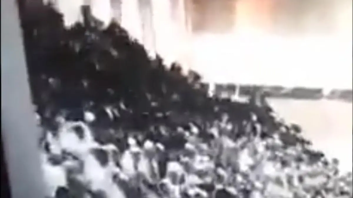 Israel: Eine vollbesetzte Tribüne ist an einem jüdischen Feiertag in einer Synagoge eingestürzt.
