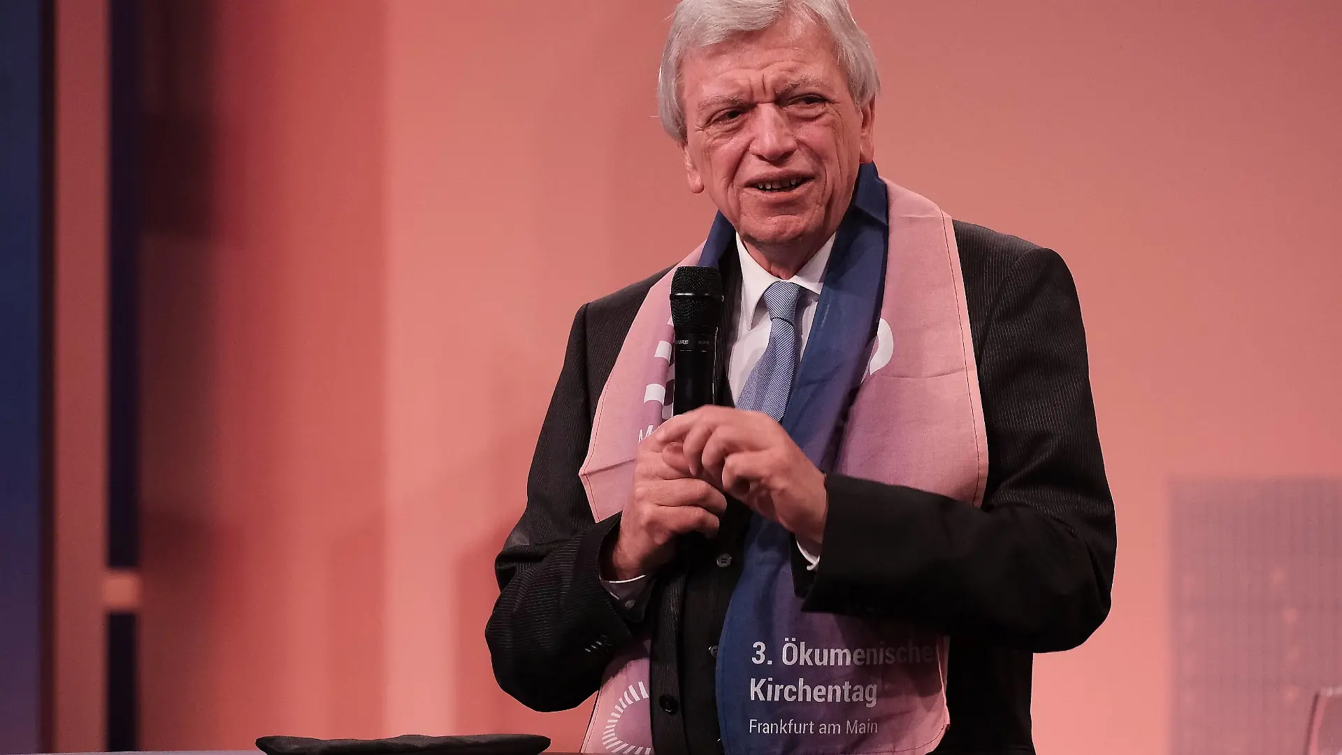14.05.2021 xkhx Frankfurt am Main, Ökumenische Kirchentag 2021 Schaut hin - Festveranstaltung des 3. ÖKT Volker Bouffier MdL, Ministerpräsident Hessen *** 14 05 2021 xkhx Frankfurt am Main, Ecumenical Kirchentag 2021 Schaut hin Festveranstaltung des 3 ÖKT Volker Bouffier MdL, Minister President of Hesse