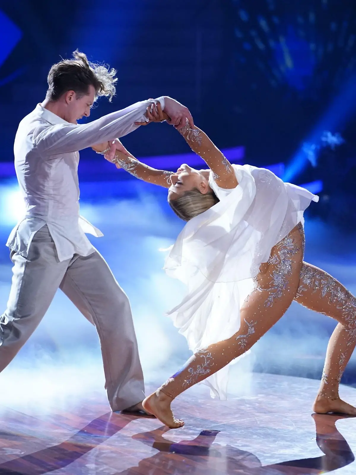 Valentina Pahde bekam in der letzten Show 30 Punkte für ihren "Magic Moment". Kann sie das mit ihrem Contemporary in Show 10 wiederholen?
