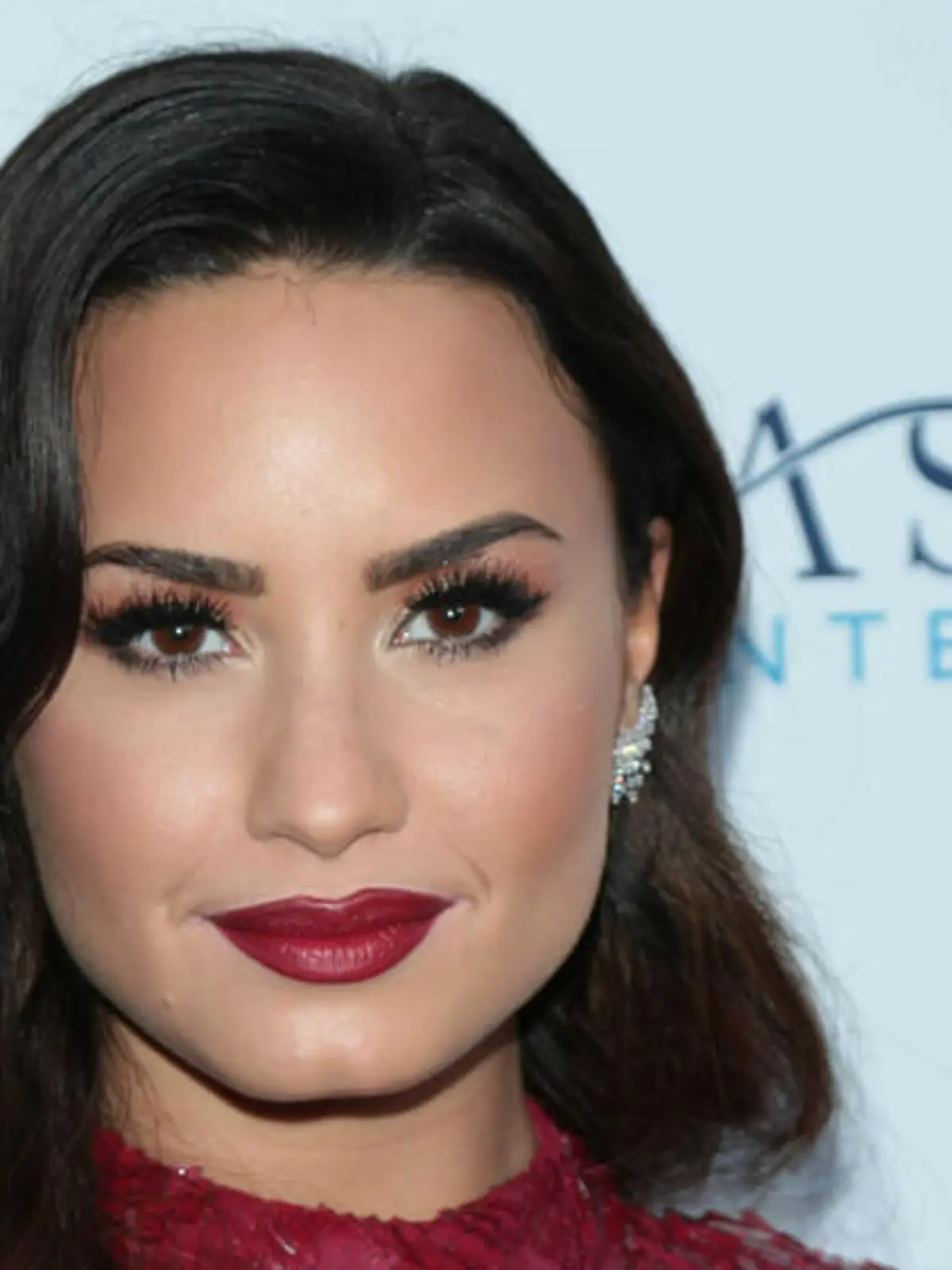 Demi Lovato sucht in neuer Show Kontakt zu Außerirdischen