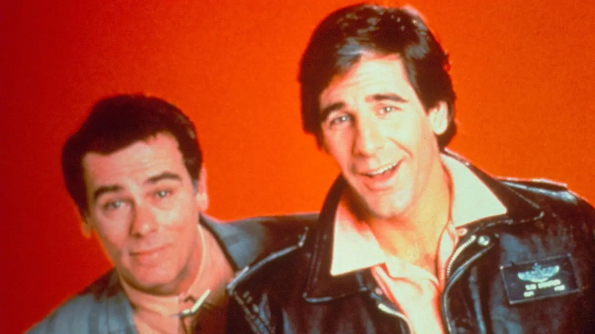 Rear Adm. Albert "Al" Calavicci (Dean Stockwell, l.) und Dr. Sam Beckett (Scott Bakula)