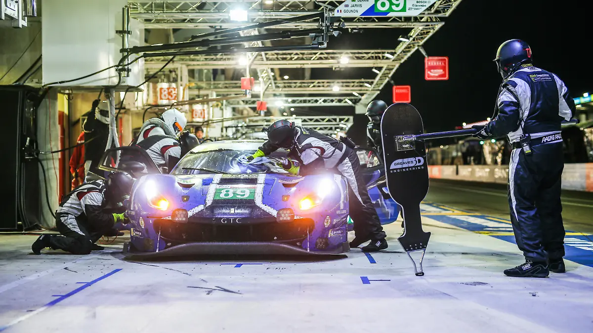 89 DERANI Pipo (bra), JARVIS Oliver (gbr), GOUNON Jules (fra), Ferrari 488 GTE EVO Risi Competizione, action during the 2019 Le Mans 24 hours race, from June 15 to 16 at Le Mans circuit, France - Photo Antonin Vincent / DPPI