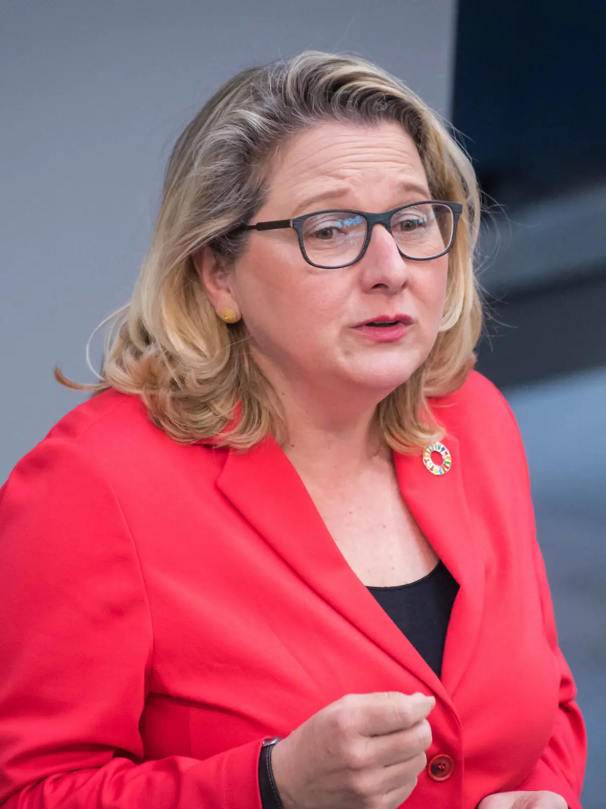 Berlin, Plenarsitzung im Bundestag Svenja Schulze Bundesministerin für Umwelt, Naturschutz und nukleare Sicherheit, SPD während der 228. Sitzung des Deutschen Bundestags am 07.05.2021 in Berlin. Berlin Bundestag Berlin Deutschland *** Berlin, plenary session in the Bundestag Svenja Schulze Federal Minister for the Environment, Nature Conservation and Nuclear Safety, SPD during the 228 session of the German Bundestag on 07 05 2021 in Berlin Berlin Bundestag Berlin Germany 