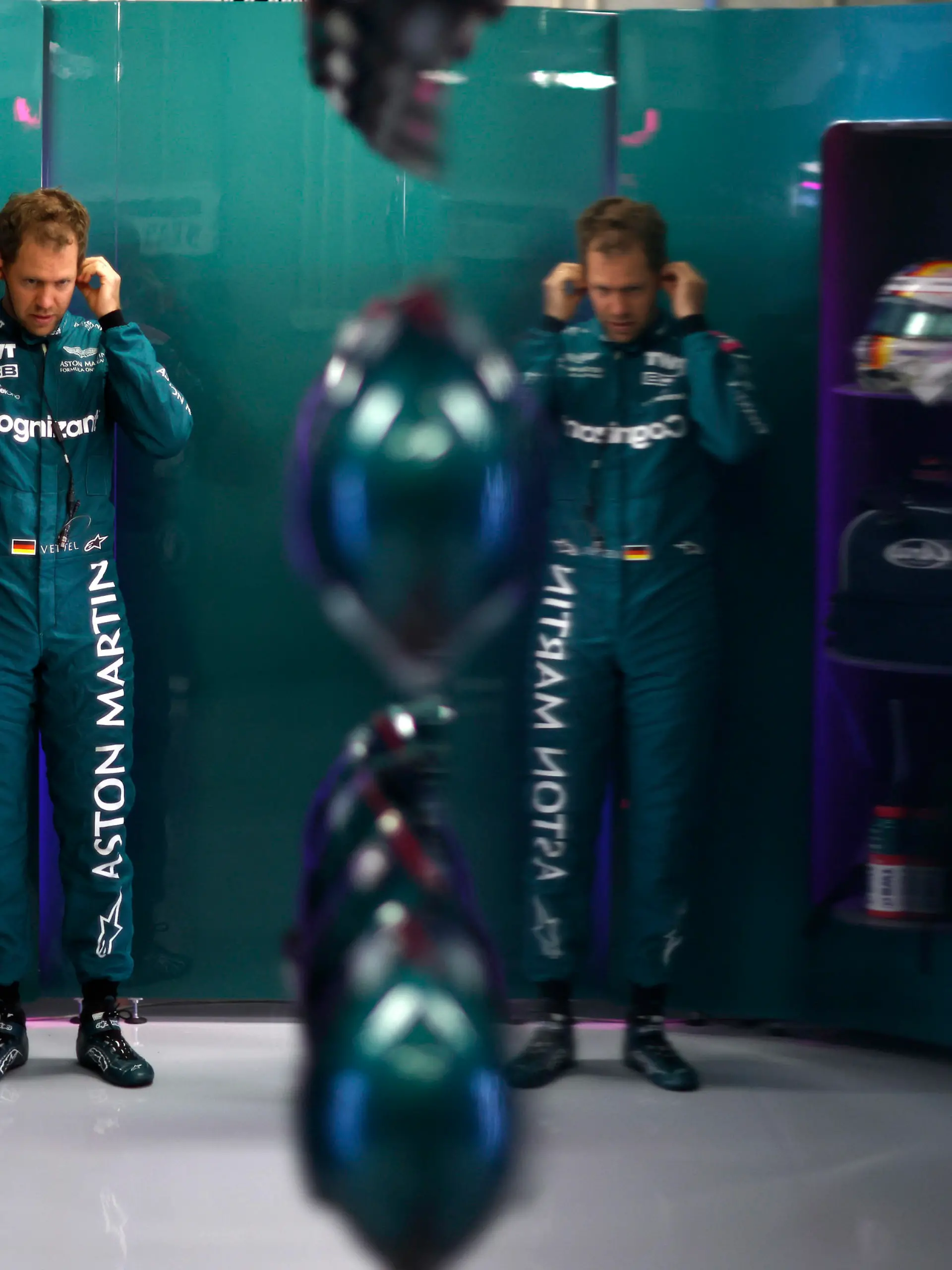  Formula 1 2021: Portuguese GP ALGARVE INTERNATIONAL CIRCUIT, PORTUGAL - MAY 02: Sebastian Vettel, Aston Martin during the Portuguese GP at Algarve International Circuit on Sunday May 02, 2021 in Portimao, Portugal. Photo by Glenn Dunbar / LAT Images Images PUBLICATIONxINxGERxSUIxAUTxHUNxONLY GP2103_121148_J5A6501