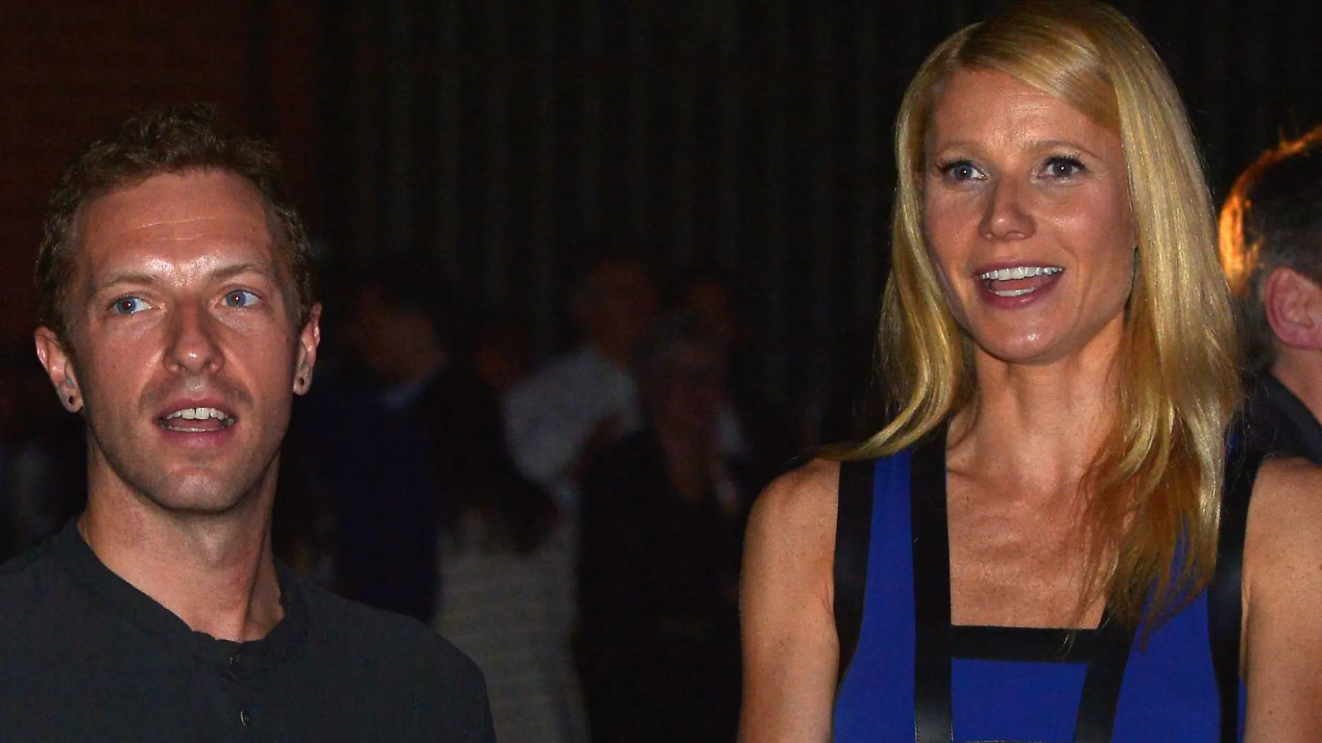 CULVER CITY, CA - JANUARY 28: Singer/Songwriter Chris Martin (L) and actress Gwyneth Paltrow attend Hollywood Stands Up To Cancer Event with contributors American Cancer Society and Bristol Myers Squibb hosted by Jim Toth and Reese Witherspoon and the Entertainment Industry Foundation on Tuesday, January 28, 2014 in Culver City, California. (Photo by Charley Gallay/Getty Images for Entertainment Industry Foundation)
