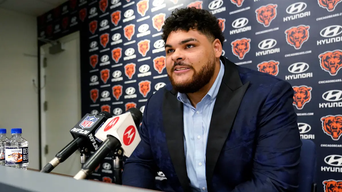 Offensive lineman Darnell Wright, the Chicago Bears first round draft pick, attends an NFL football news conference at Halas Hall in Lake Forest, Ill., Friday, April 28, 2023. (AP Photo/Nam Y. Huh)